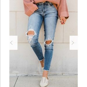 NWT KanCan Midrise Ankle Skinny Jean